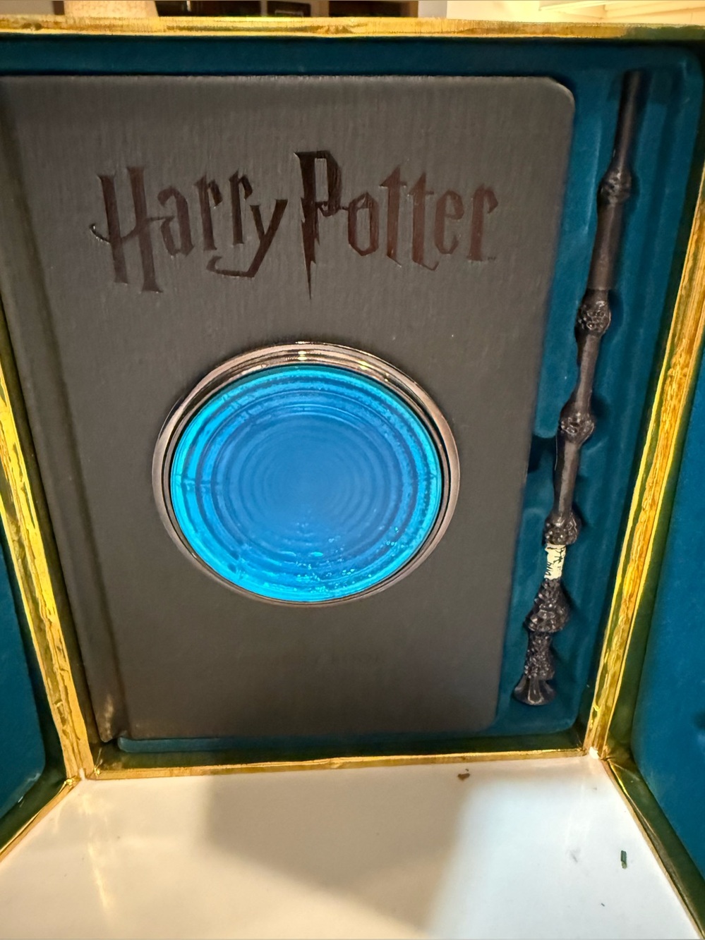 Harry Potter Pensieve Memory Set - Black and Gold - Picture 4 of 7